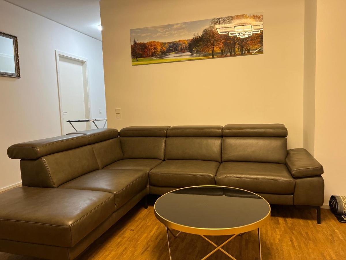 Three Bedroom Apartment In City Centre With A Grand Garden Frankfurt am Main Exteriör bild