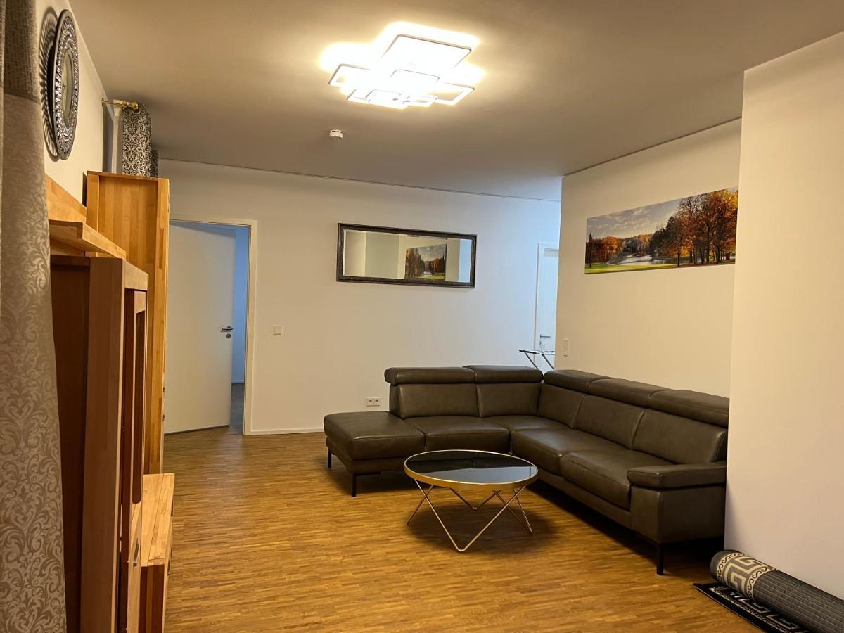 Three Bedroom Apartment In City Centre With A Grand Garden Frankfurt am Main Exteriör bild